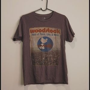 Woodstock Men's T shirt size Medium